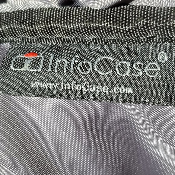 InfoCase Business Class Professional Computer Carrying Case - Picture 5 of 6